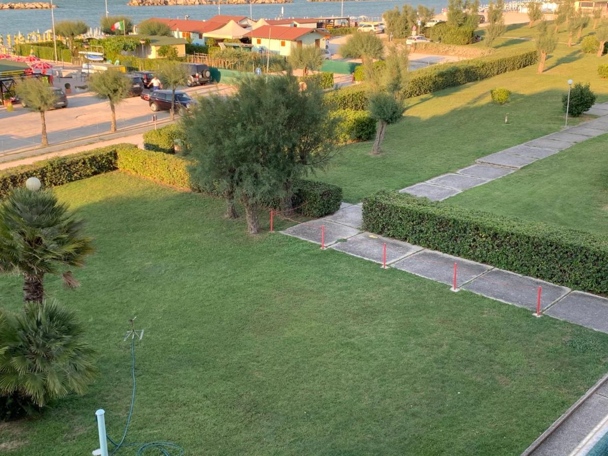 法诺Al Mare Apartament公寓 外观 照片
