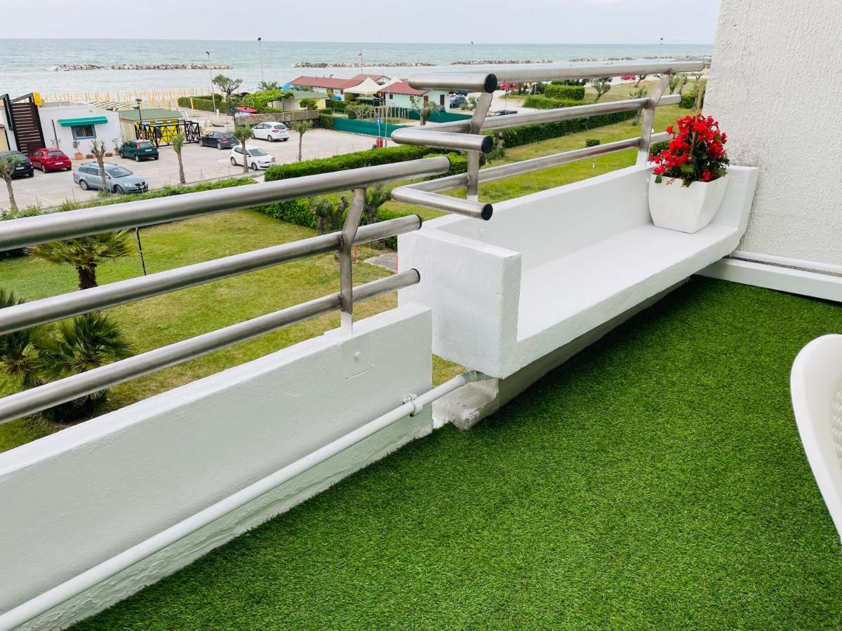法诺Al Mare Apartament公寓 外观 照片