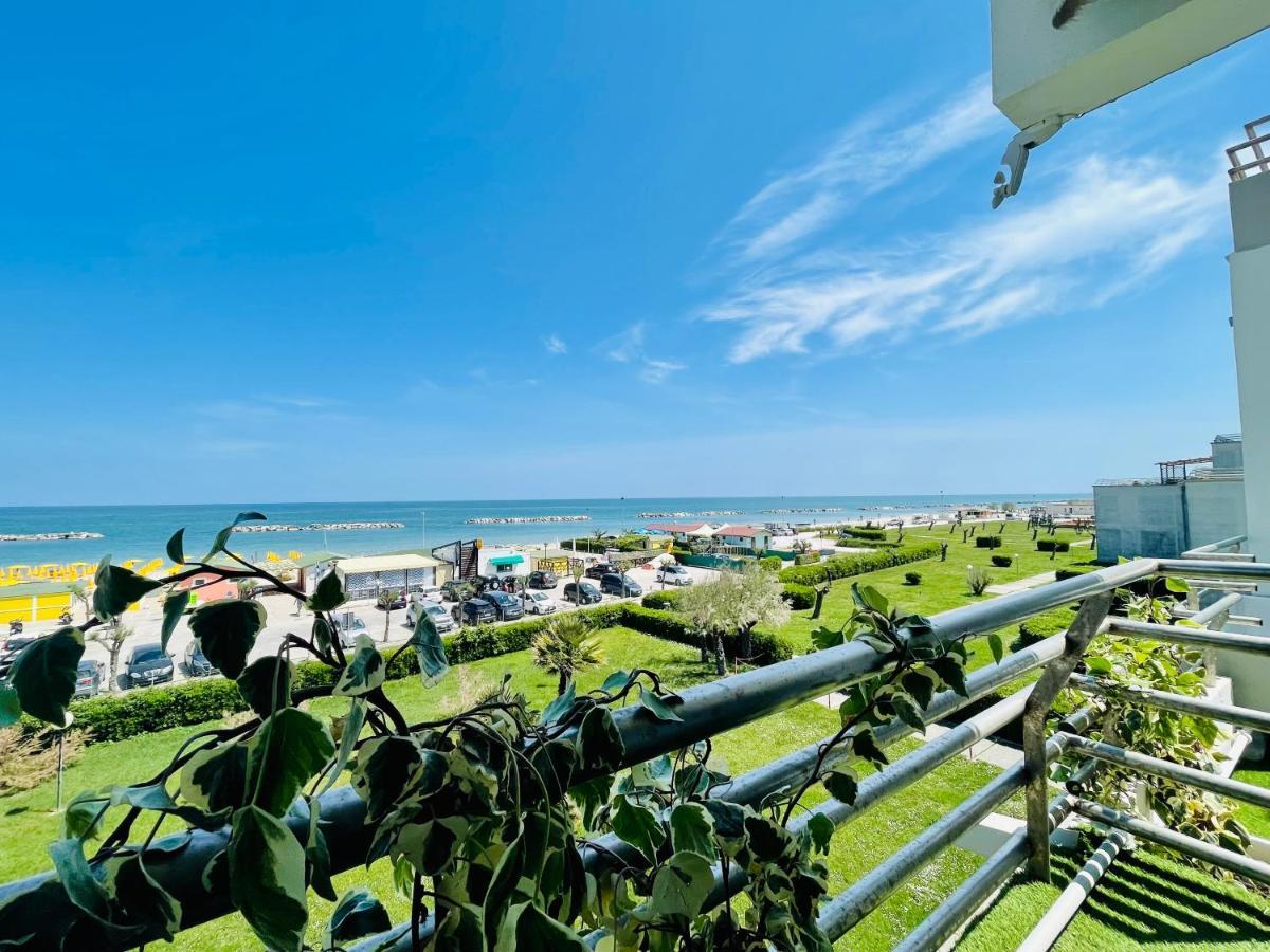 法诺Al Mare Apartament公寓 外观 照片