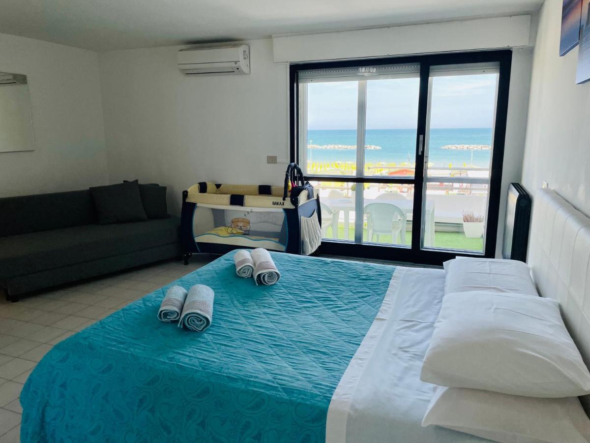 法诺Al Mare Apartament公寓 外观 照片